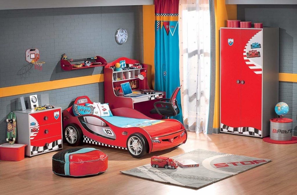 thiết kế nội thất phòng ngủ bé trai đam mê ô tô